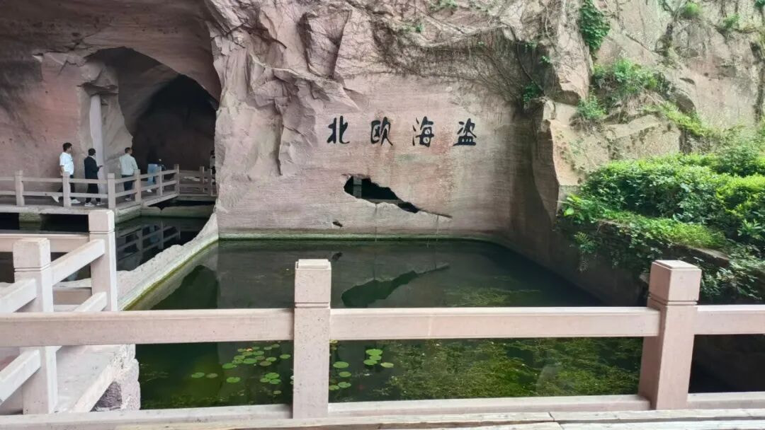 /ueditor/image/20251223/1766476303102401/c97c25c97f034ed9f56e6e685ba2c660.jpg 640 (8) (1).jpg